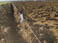 Squadrare il terreno a mt. 5,40 di larghezza, per la lunghezza della serra.